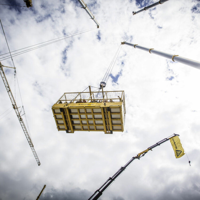 Aussichtskran bei der Dunninger Gewerbeschau 2019, Foto: hitcom